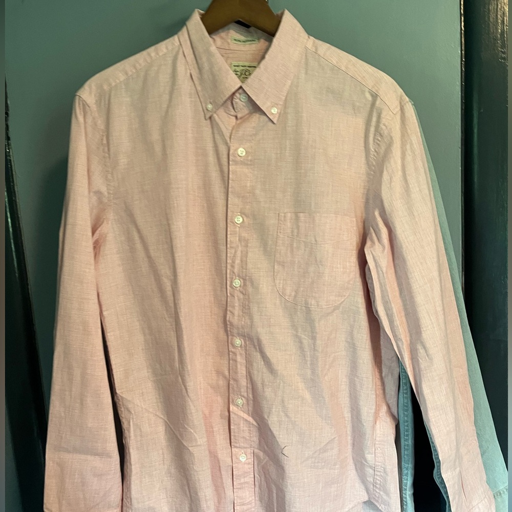 slim untucked heathered pink secret wash shirt